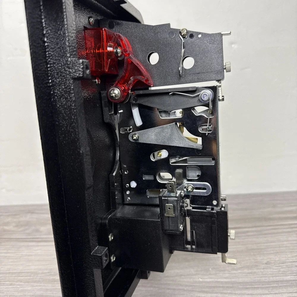 Arcade Iron Door with 0.25 Cents Coin Mech Mechanism For Coin Operated Games